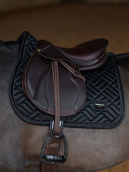 Equestrian Stockholm - Core Collection - Schwarze Spring-Satteldecke Modern