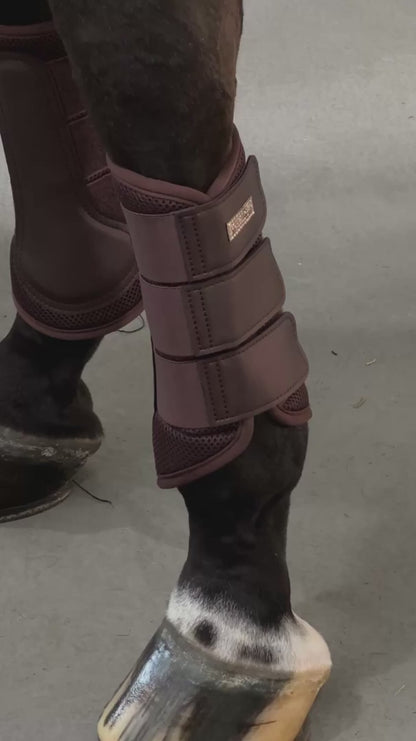 Equestrian Stockholm - Endless Glow - Mesh Brushing Boots beenbeschermers