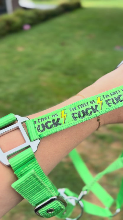 FMH - Nylon groen halster ‘Fast as F*CK’